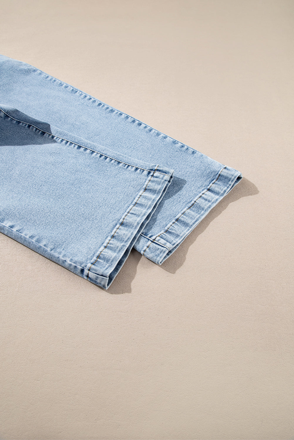 Light Blue Chic Patch Pocket Straight Leg Loose Jeans