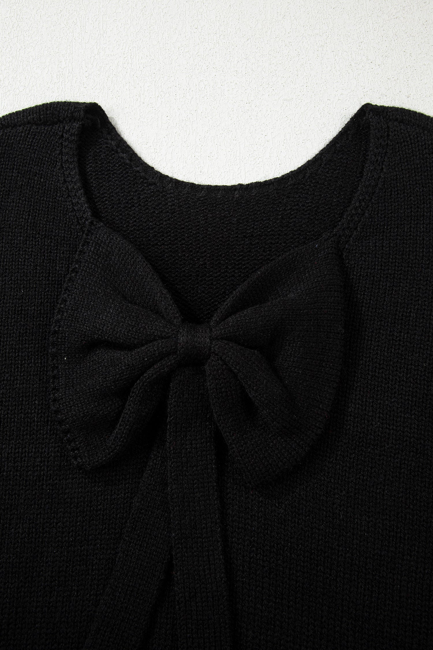 Black Bow Backless Bubble Sleeve Sweater